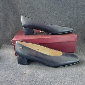 Etienne Aigner Made in Spain Black Leather Dress Shoes 1-1/2” Heel SZ 8.5